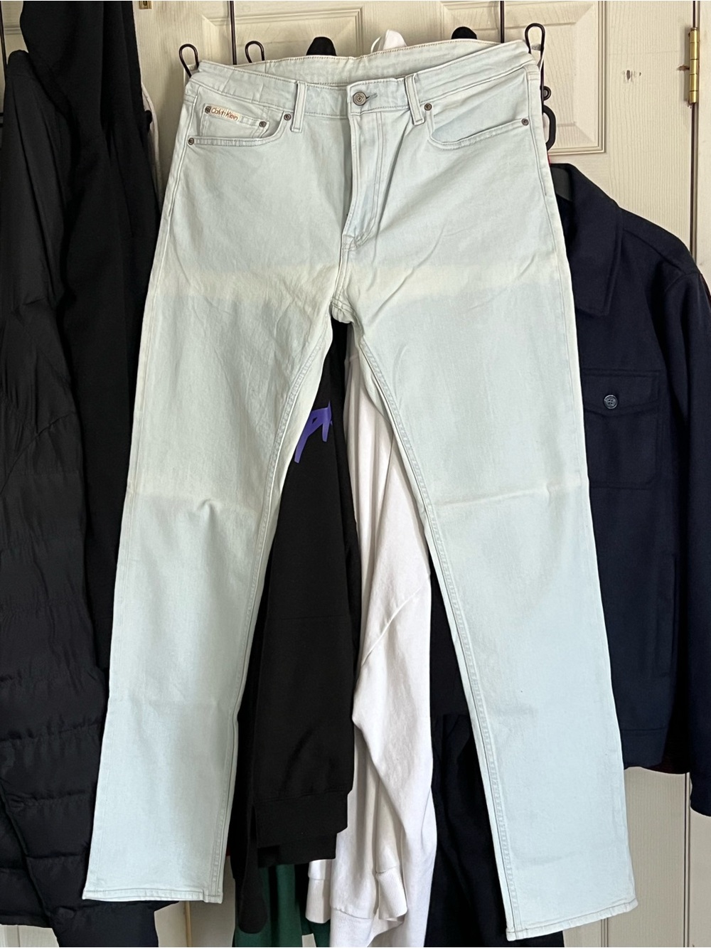 Calvin Klein Men’s Slim Straight Jeans in Pale Blue Wash 36x34